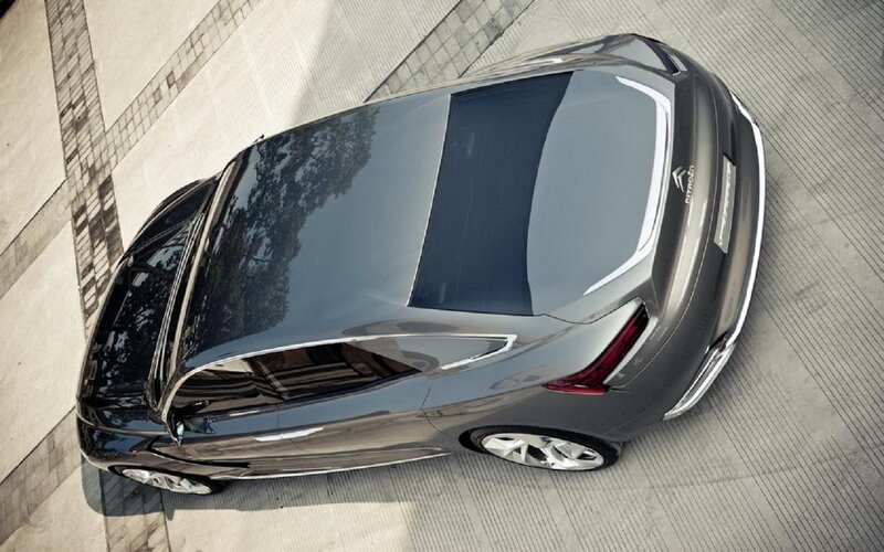 Silver Citroen Concept Car — Gray