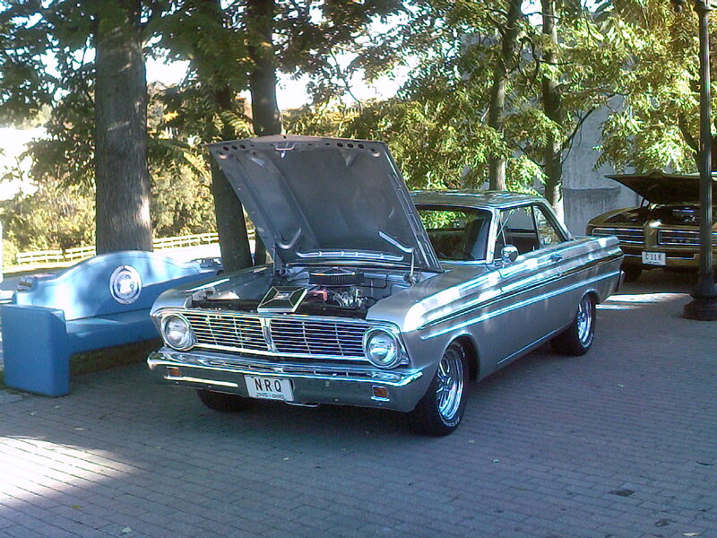 Silver Classic Car — Calm, Afternoon, Photograph, Bench