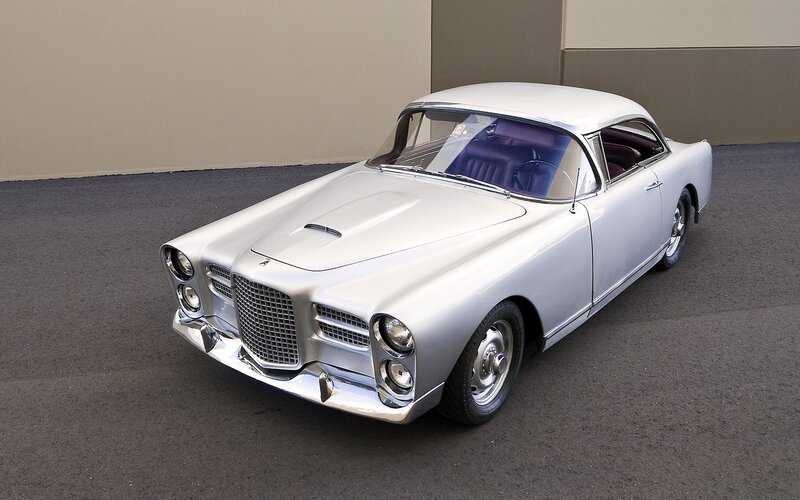 Silver Classic Car — Calm, Photograph, Wall