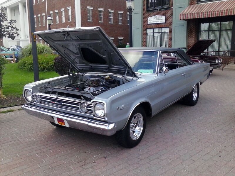 Silver Classic Car — Gray, Calm, Afternoon, Photograph, Car Show