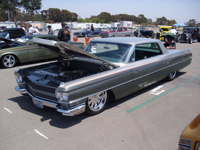 Silver Classic Car — Gray, Outdoor