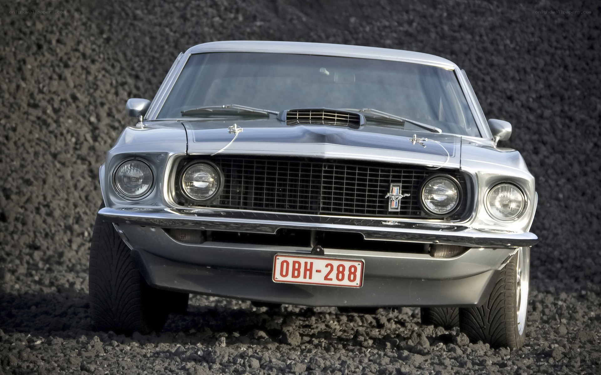 silver classic muscle car
