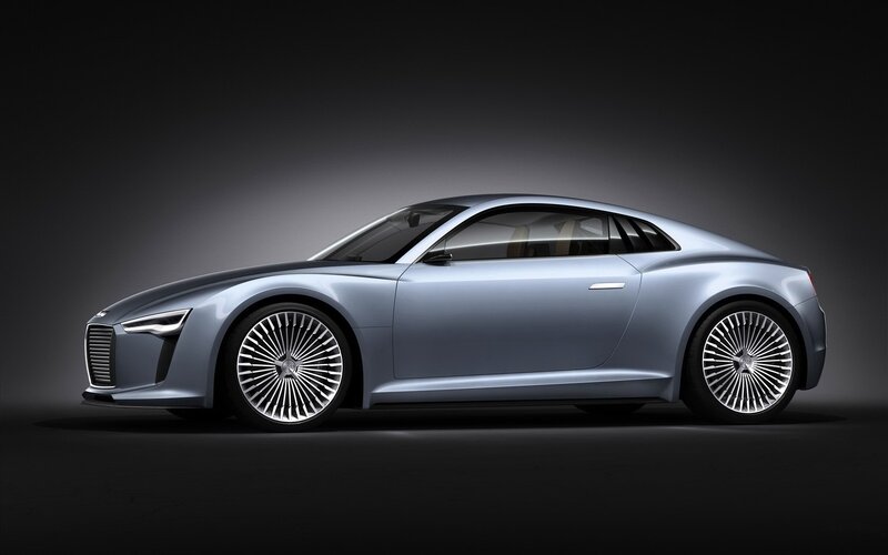 Silver Concept Car — 3d Render, Wheels