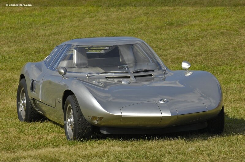 Silver Concept Car — Calm