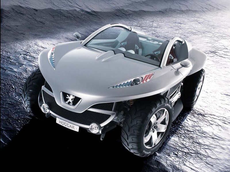 Silver Concept Car — Dramatic, 3d Render, Tires
