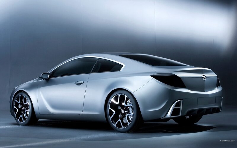 Silver Concept Car — Dramatic, Studio