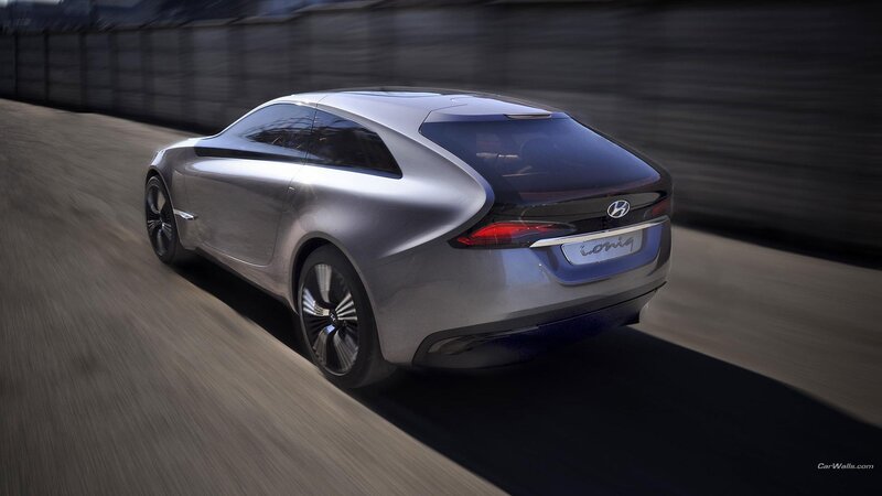 Silver Concept Car — Dynamic, 3d Render, Road, Wall