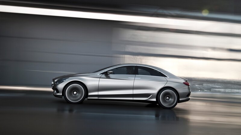 Silver Concept Car — Dynamic, 3d Render, Tunnel, Motion Blur
