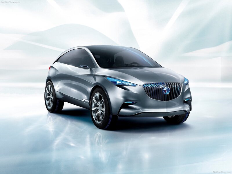 Silver Concept Car — Futuristic, 3d Render, Grille, Wheels