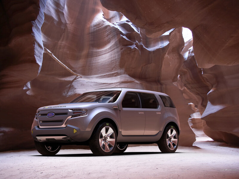 Silver Concept Car — Gray, Dramatic, 3d Render, Canyon