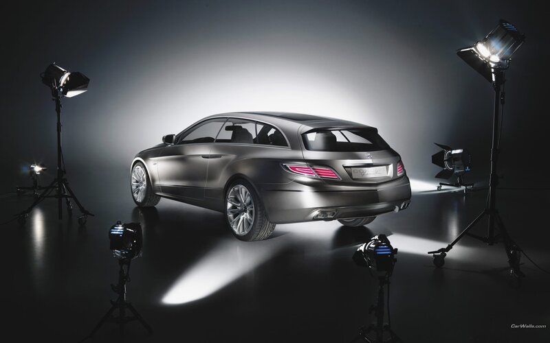 Silver Concept Car — Gray, Dramatic, Photograph, Studio Lights, Tripods