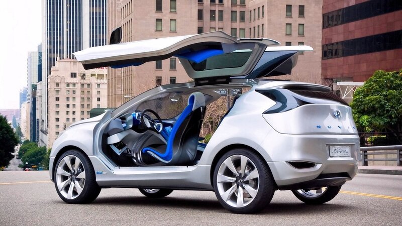 Silver Concept Car — Modern, Afternoon, Digital Art