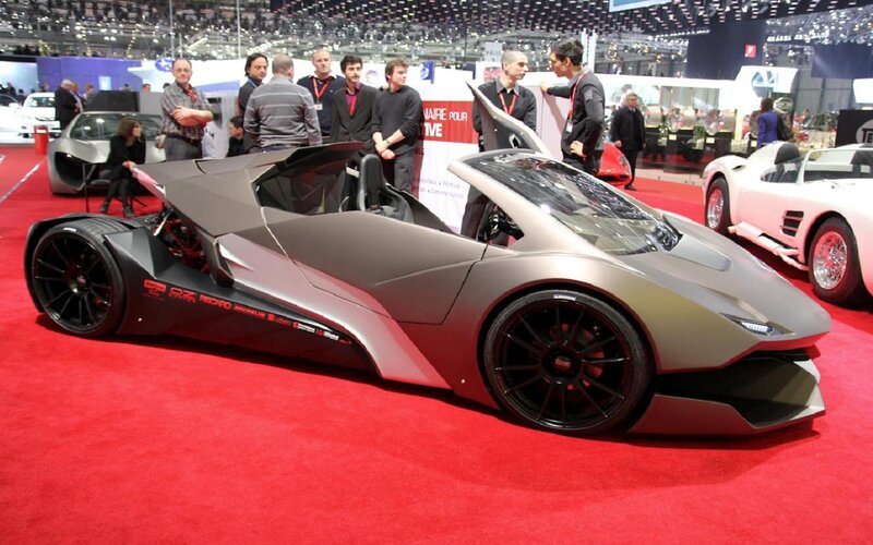 Silver Concept Car — Red, Public