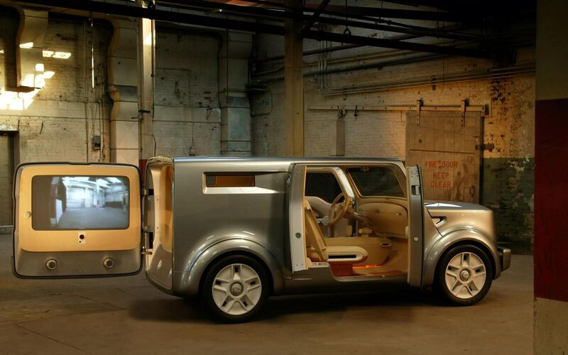Silver Concept Van — Dramatic, Photograph