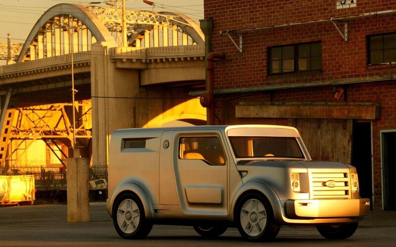 Silver Concept Van — Dramatic