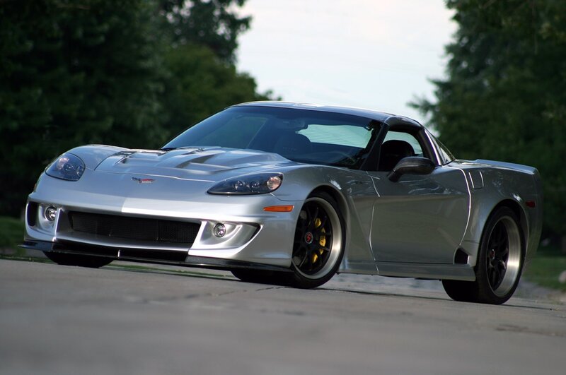 Silver Corvette C6 — Calm