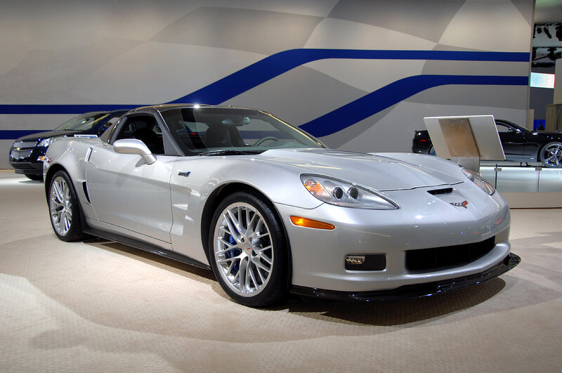 Silver Corvette C6 Zr1