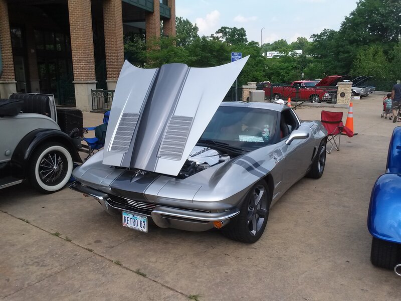 Silver Corvette Car — Gray, Outdoor