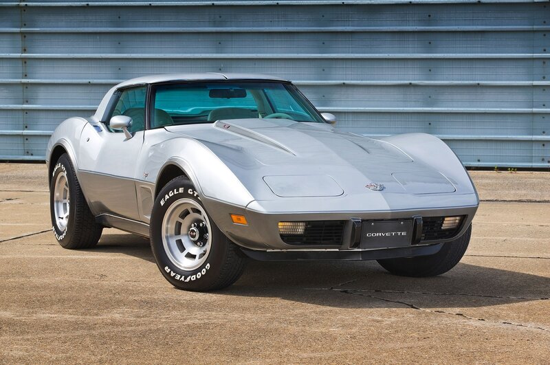 Silver Corvette Car — Neutral