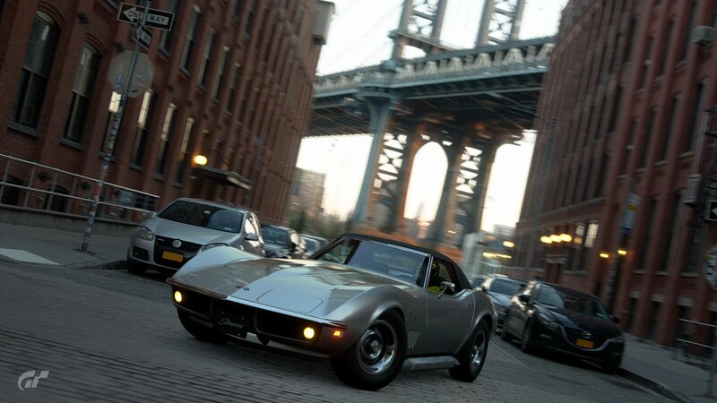 Silver Corvette Convertible — Gray, Urban
