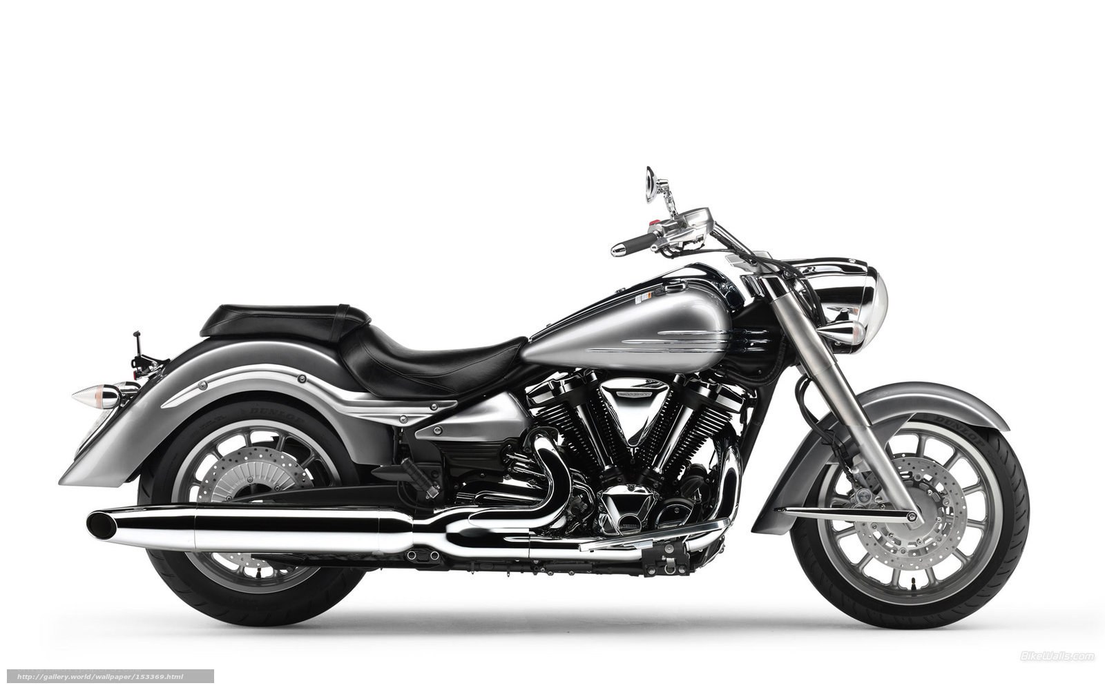 silver cruiser motorcycle