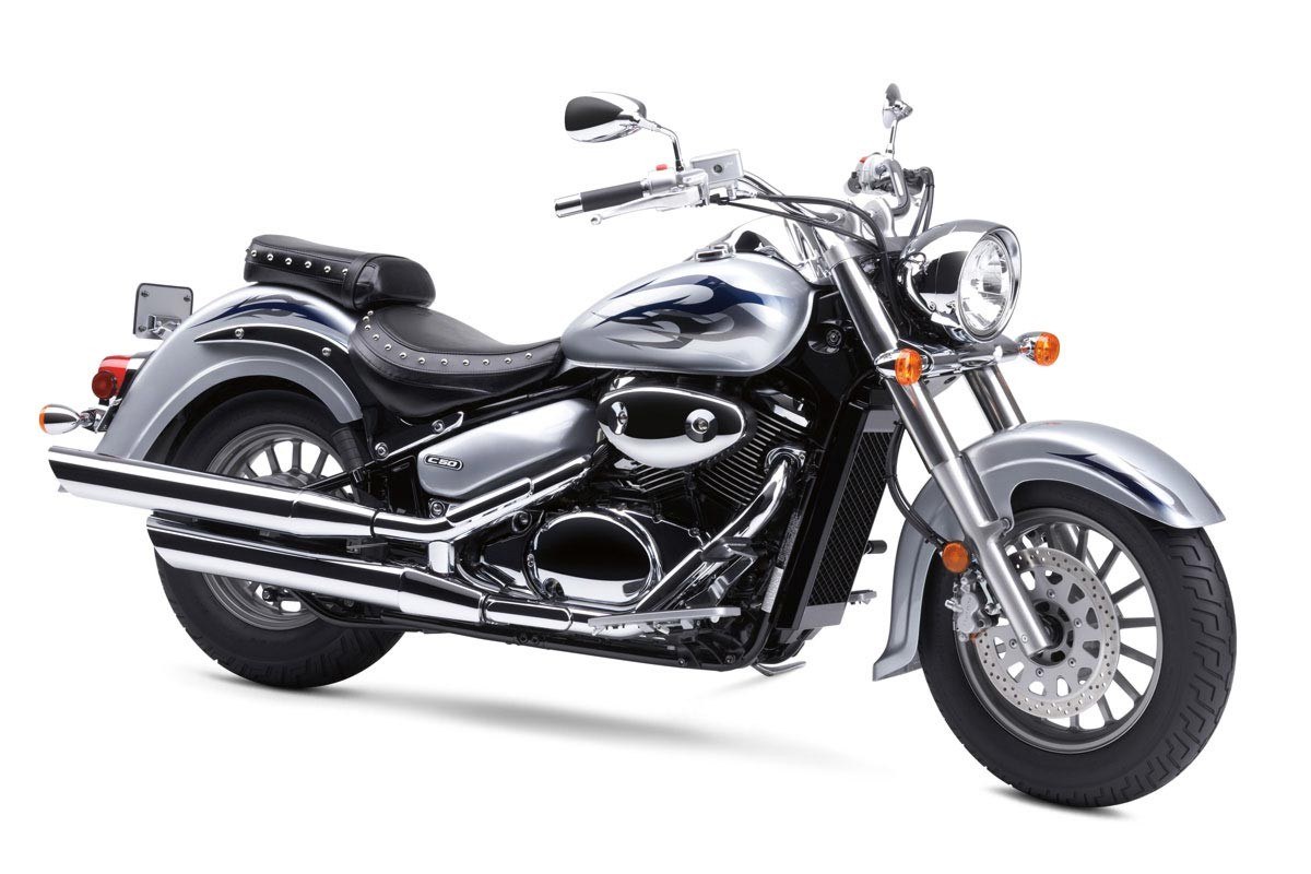 silver cruiser motorcycle