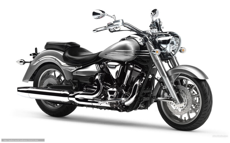 Silver Cruiser Motorcycle — Neutral, Photograph, Black Seat, Chrome Exhaust, Headlight