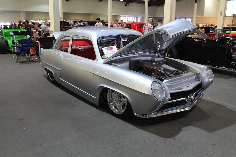 Silver Custom Car — Neutral, Photograph