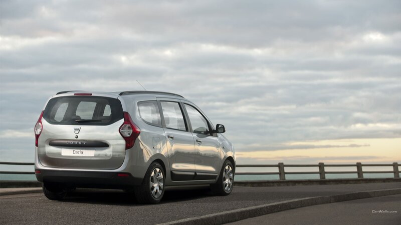 Silver Dacia Lodgy Car