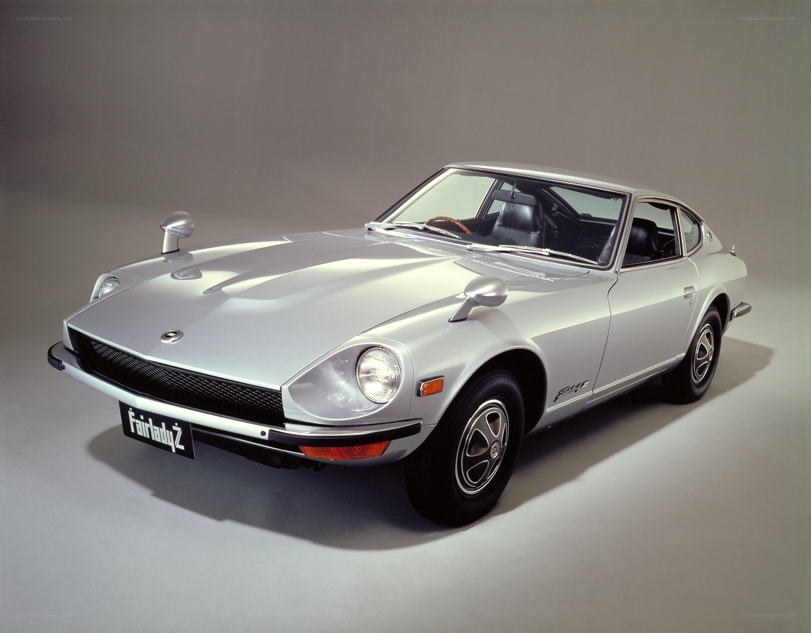 Silver Datsun Fairlady Z