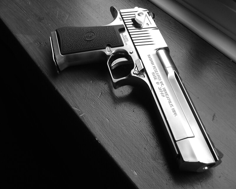 Silver Desert Eagle Pistol — Black