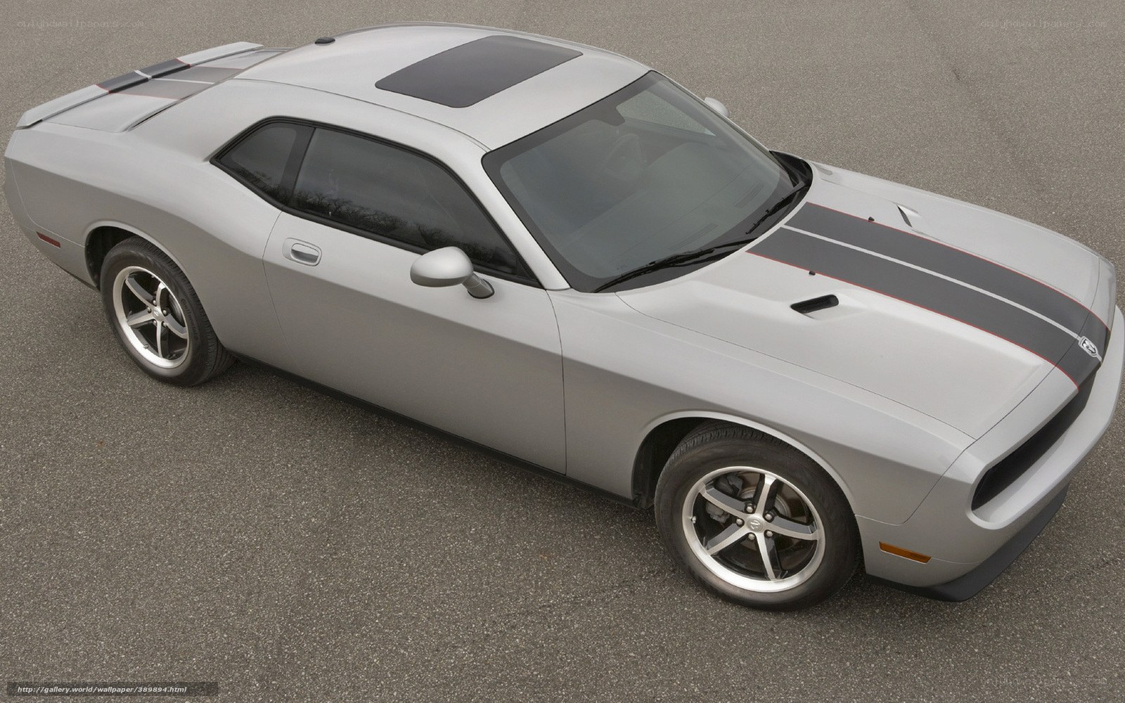 silver dodge challenger muscle car