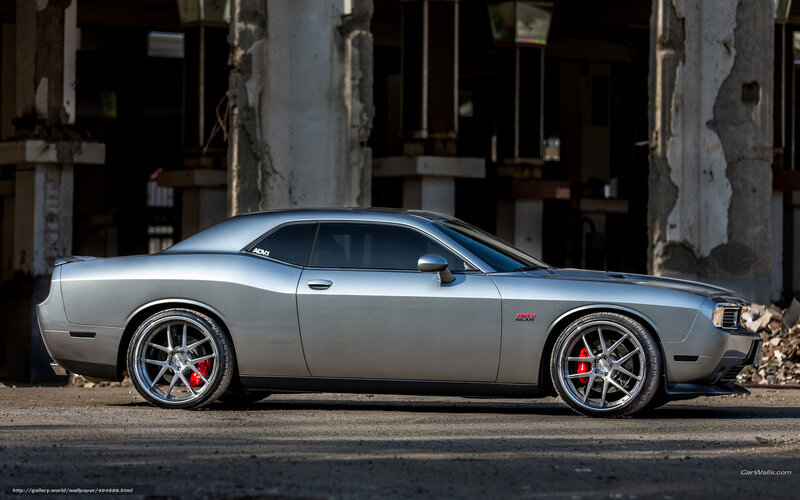 silver dodge challenger