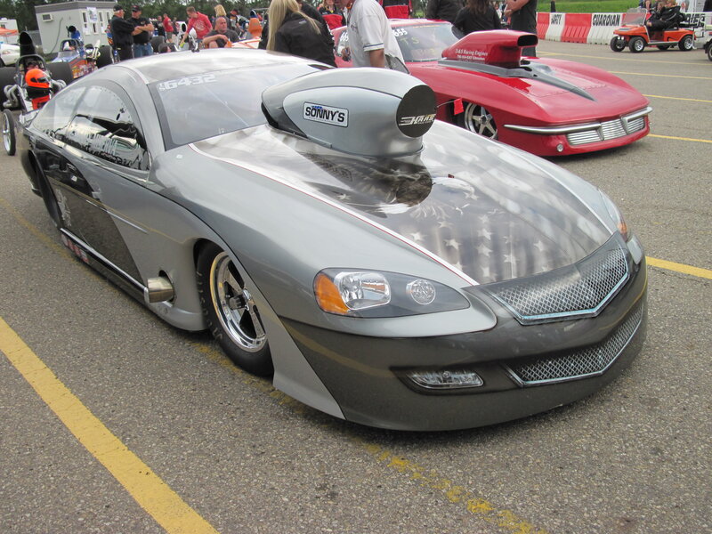 Silver Drag Racing Car — Gray, Active