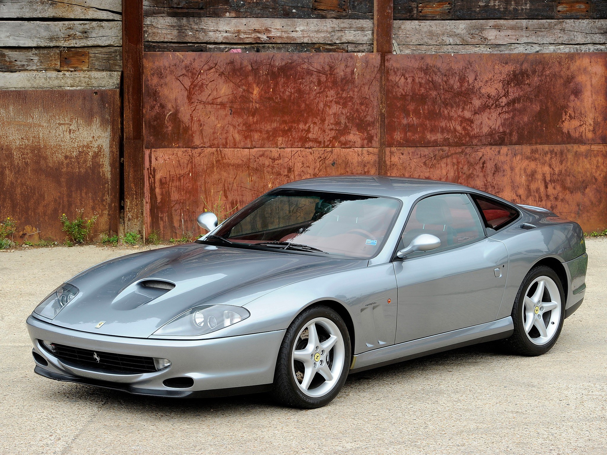 Silver Ferrari 550 Maranello