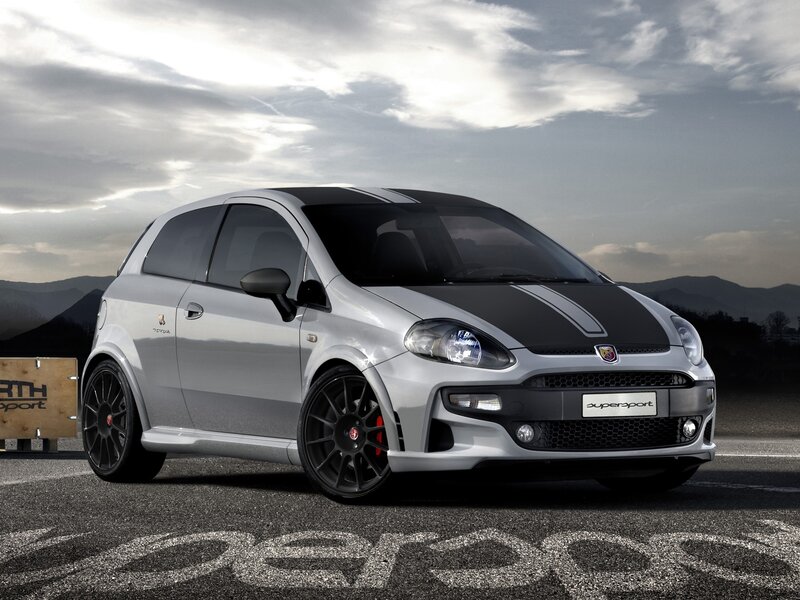 Silver Fiat Abarth Supersport