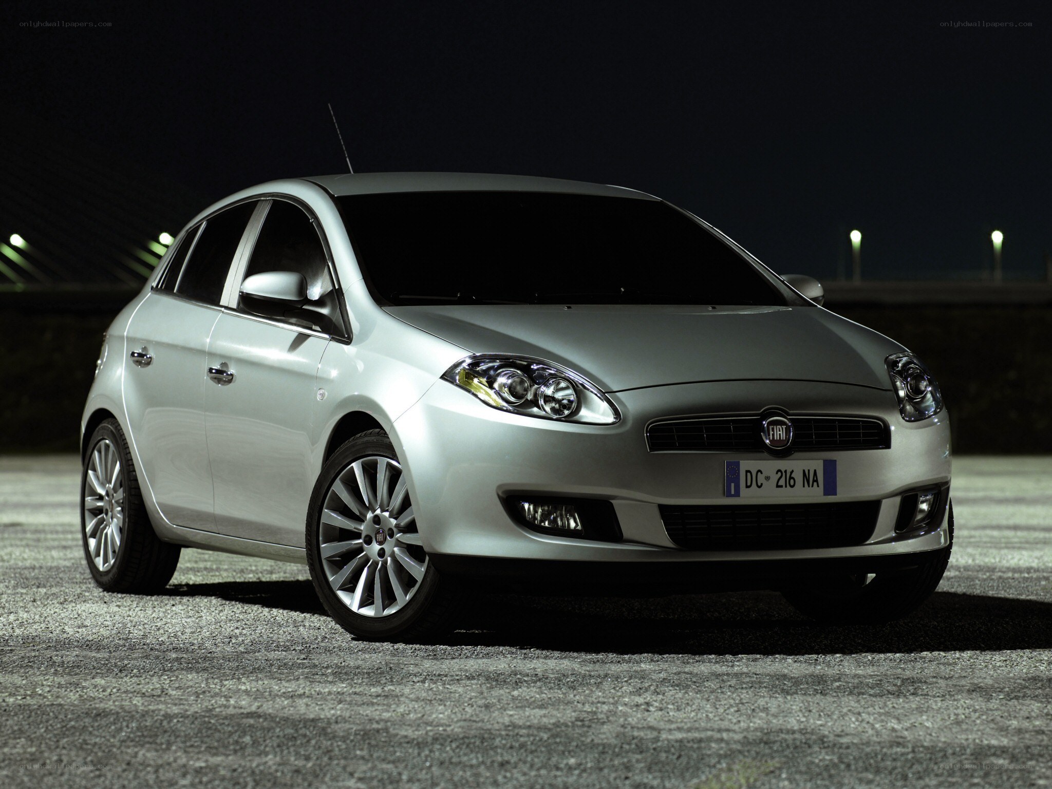silver fiat bravo at night