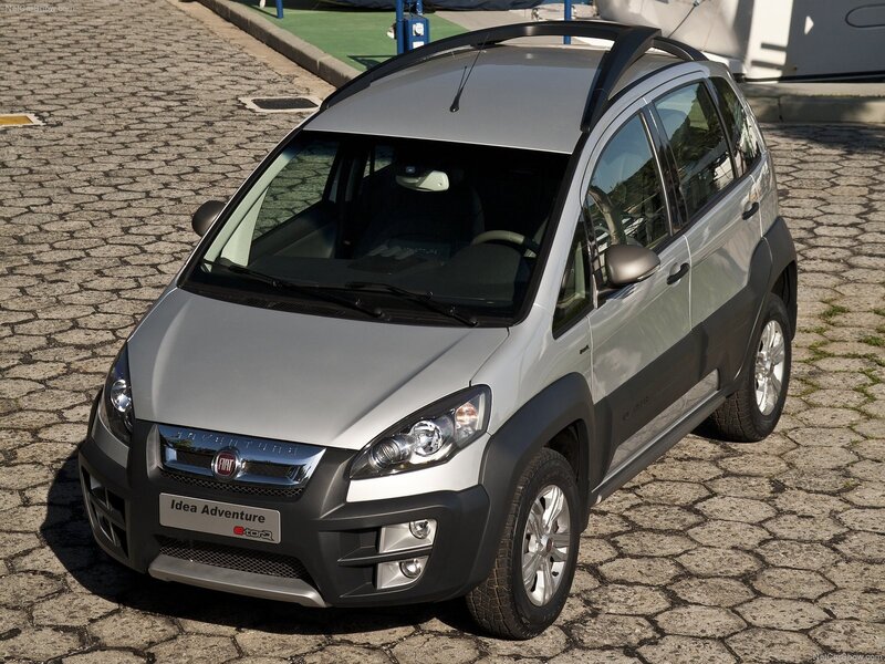 Silver Fiat Idea Adventure — Neutral