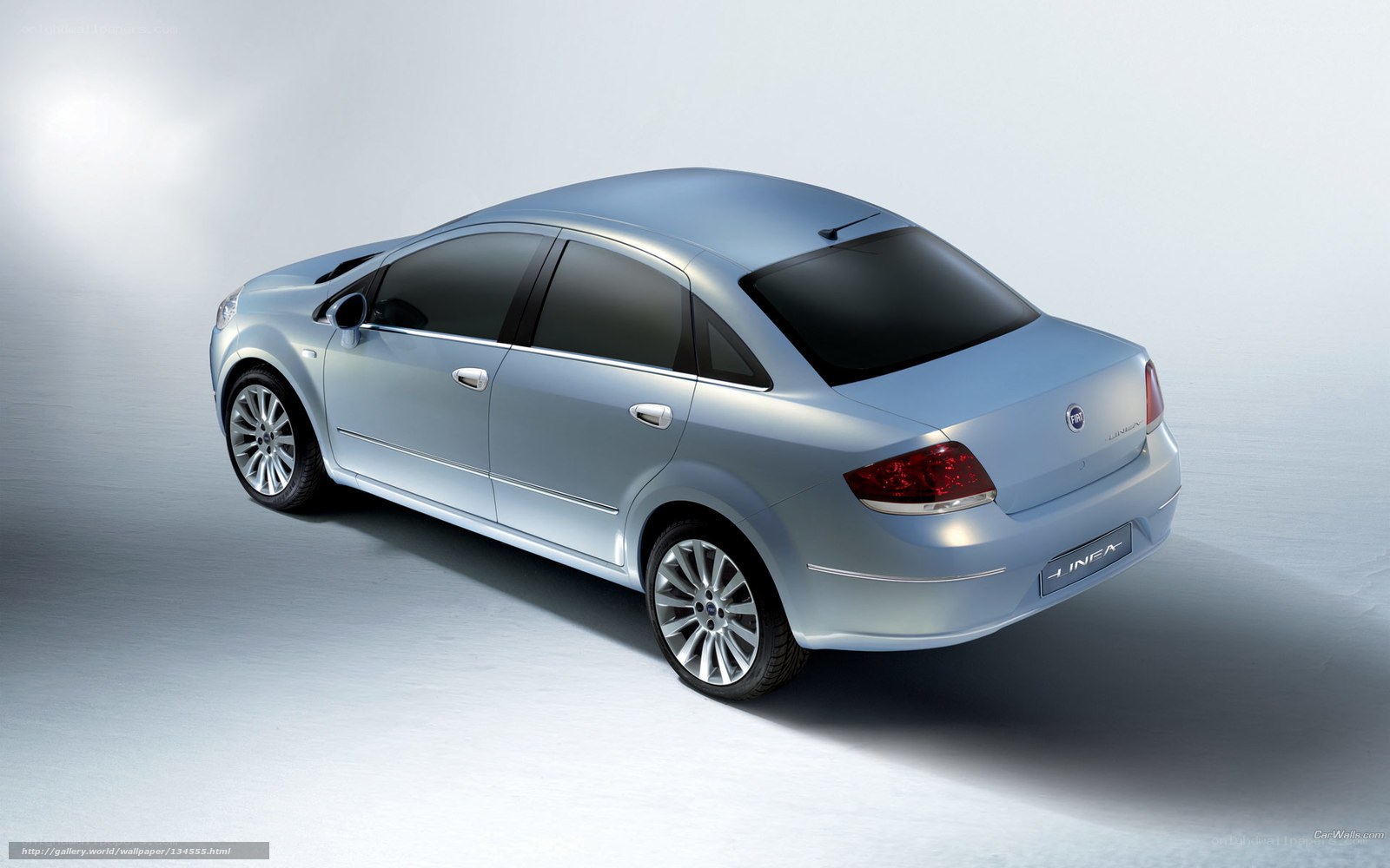 silver fiat linea sedan