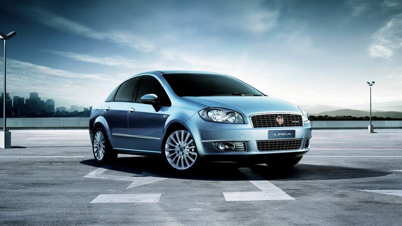 Silver Fiat Linea sedan