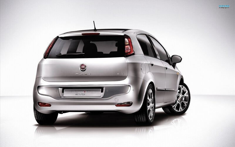 silver fiat punto evo
