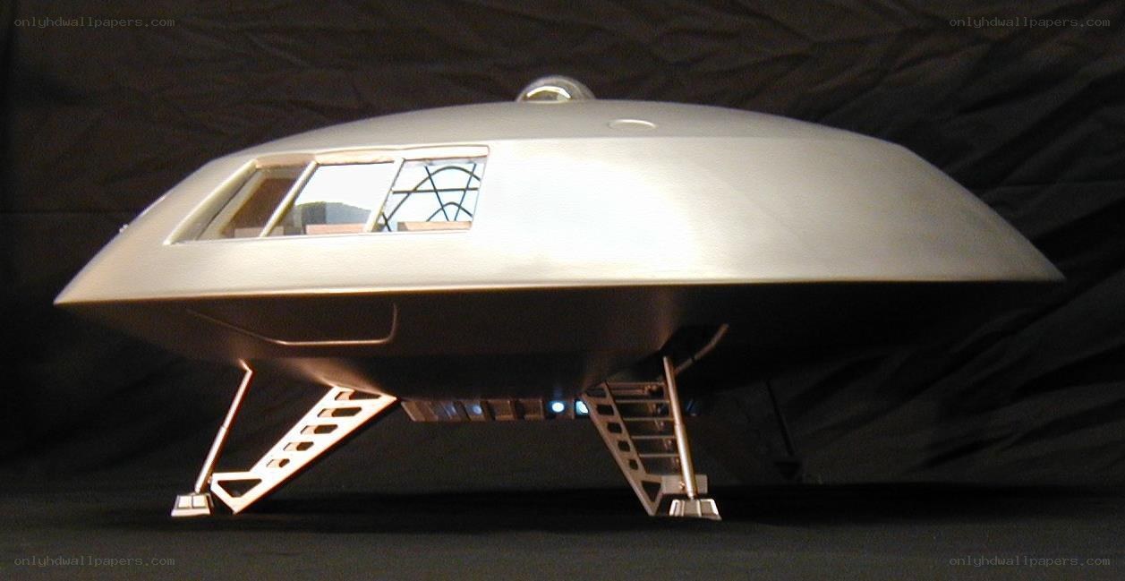 silver flying saucer model
