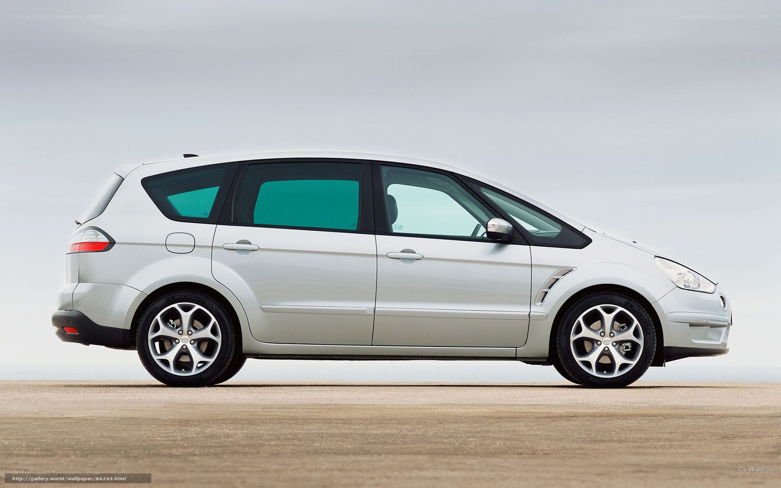 silver ford c-max side view