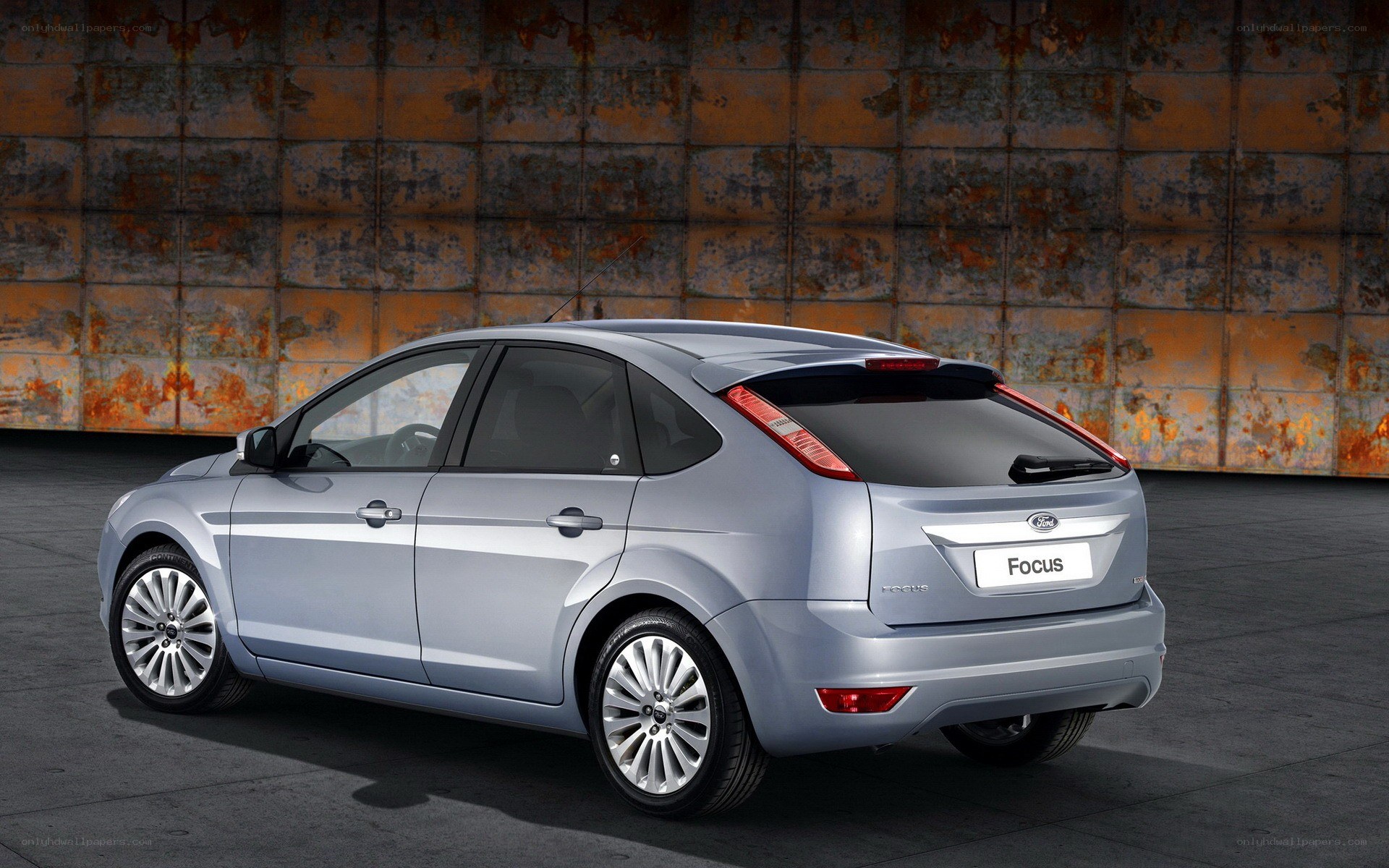 Silver Ford Focus hatchback