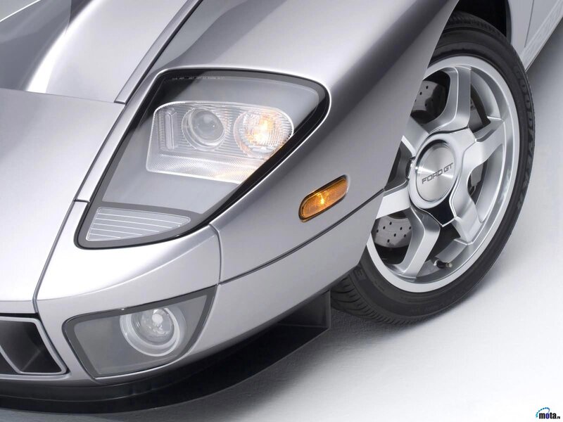 silver ford gt front view
