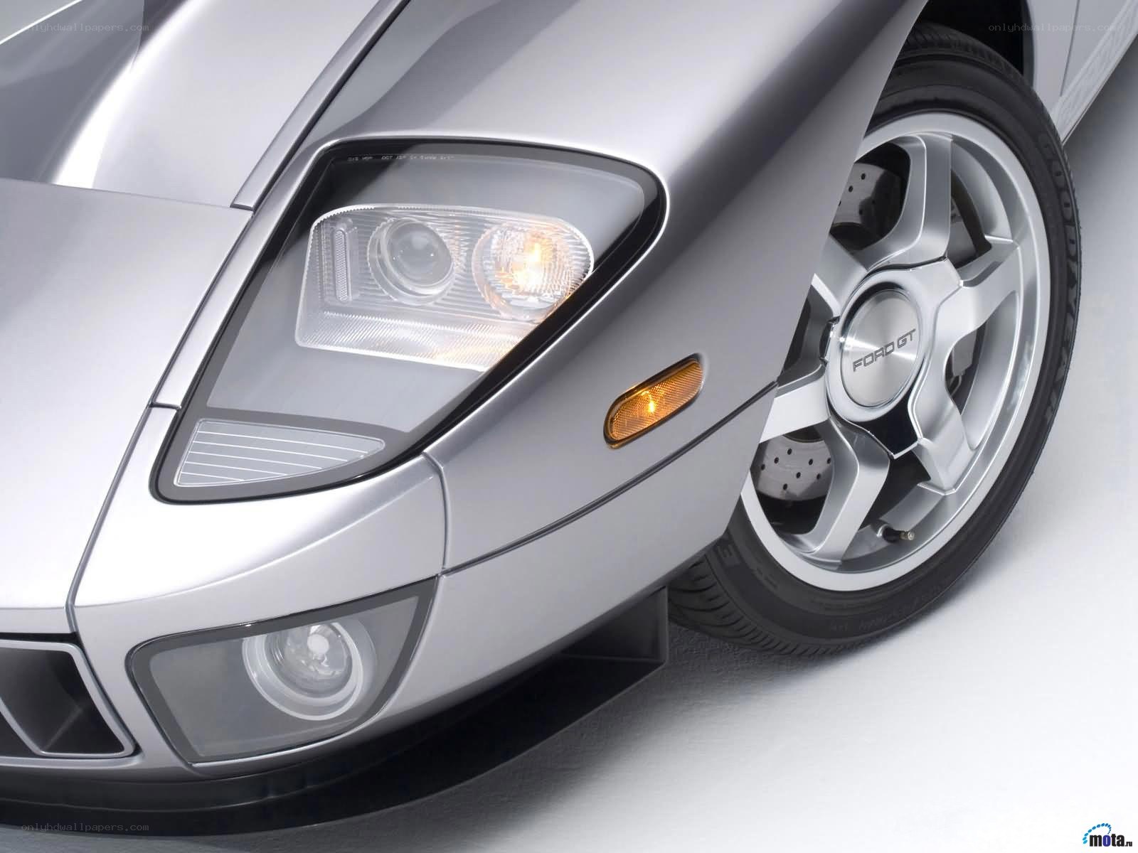silver ford gt front view