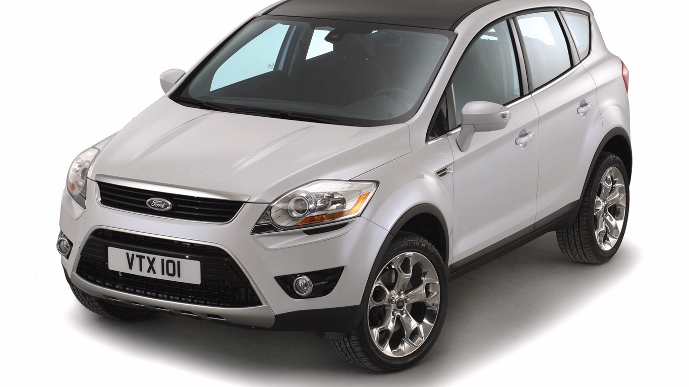 silver ford kuga suv