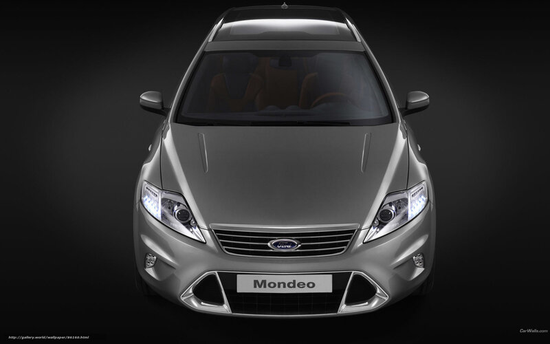 Silver Ford Mondeo front view
