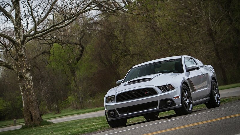 Silver Ford Mustang — Calm, Spring