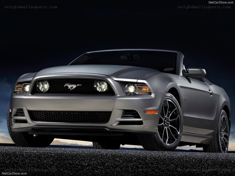 silver ford mustang convertible